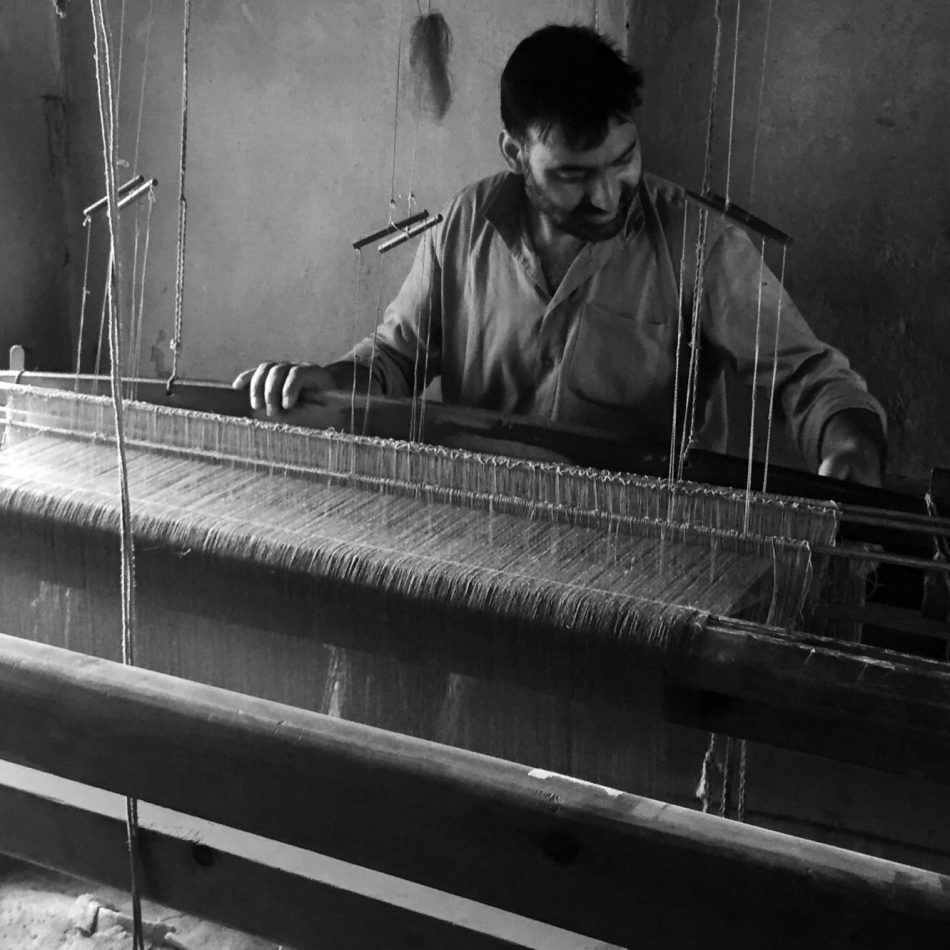 b&w loom (2)